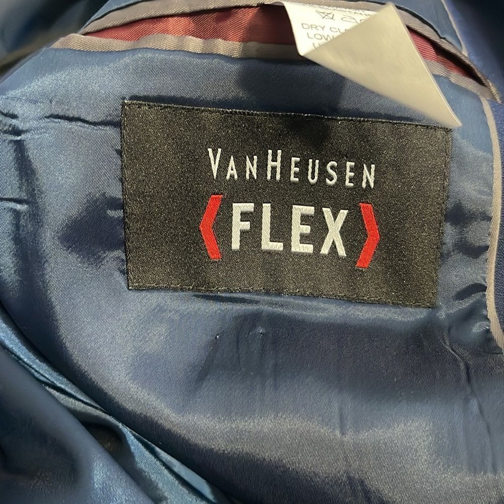Men’s Van Heusen suit jacket! - Picture 6 of 8
